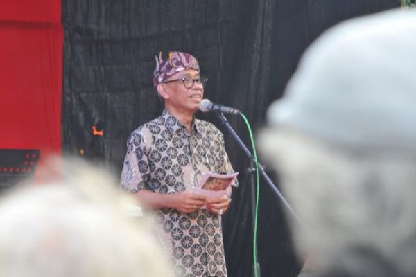 PEMBUKAAN PAMERAN SENI RUPA 2 PERSPEKTIF