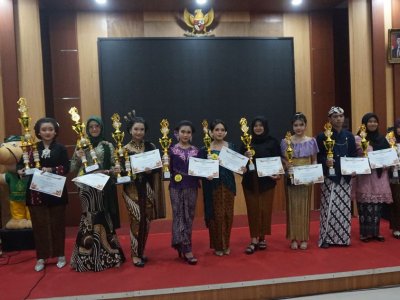 Lomba Nembang Campursari